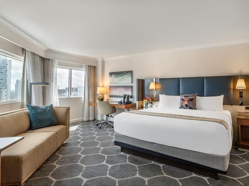 Royal Sonesta Guestroom