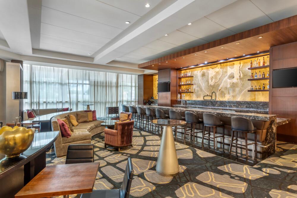 Royal Sonesta Dining Axis Lounge